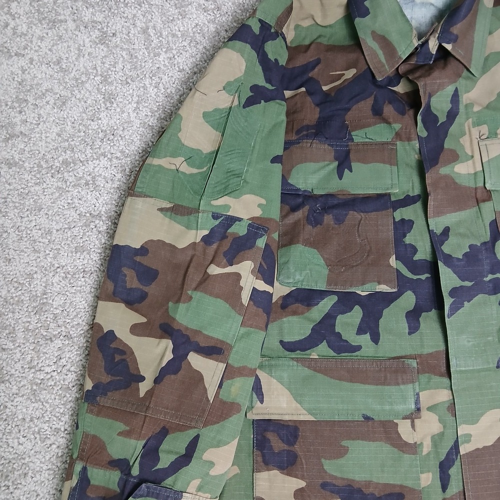 US Military Jacket Mens Medium Short Green Woodland Camo Army Field Jacket - Picture 12 of 16
